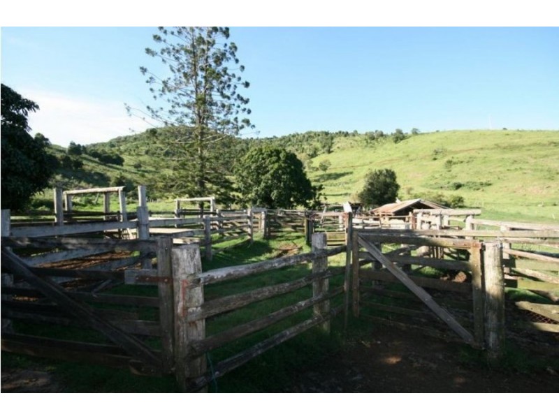 Goomboorian QLD 4570