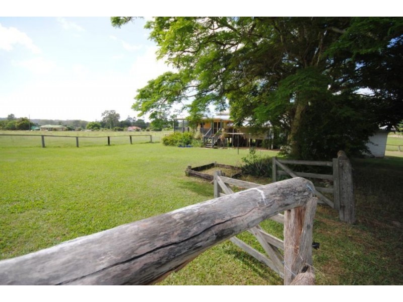 Goomboorian QLD 4570