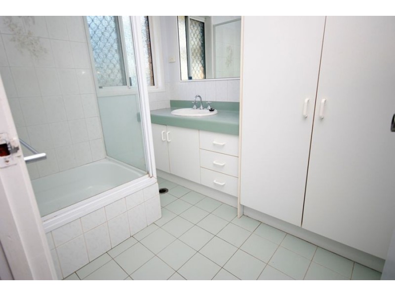 94 Groundwater Road, Southside QLD 4570