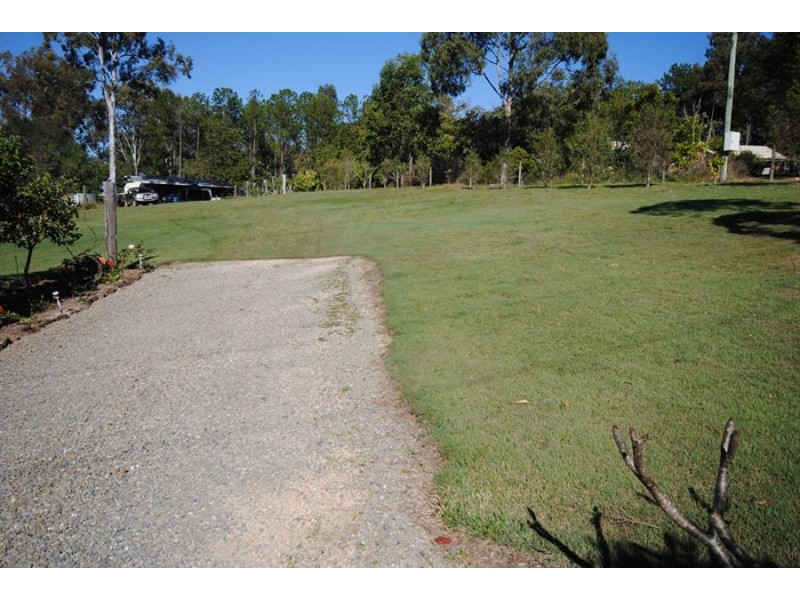 Glenwood QLD 4570