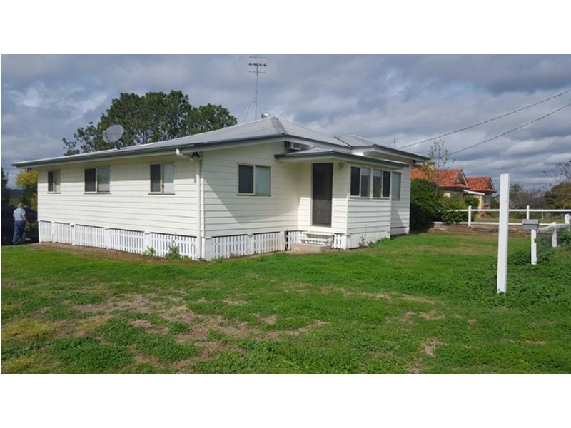 34 Perkins Street, Murgon QLD 4605