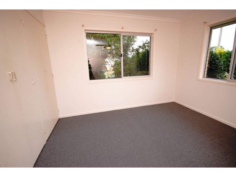 10 Smerdon Road, Southside QLD 4570