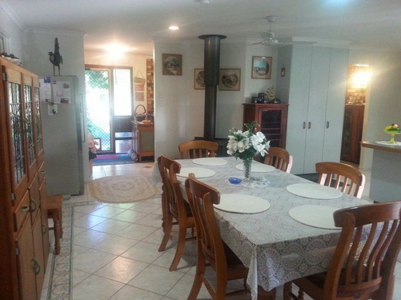 14 Price Street, Tiaro QLD 4650