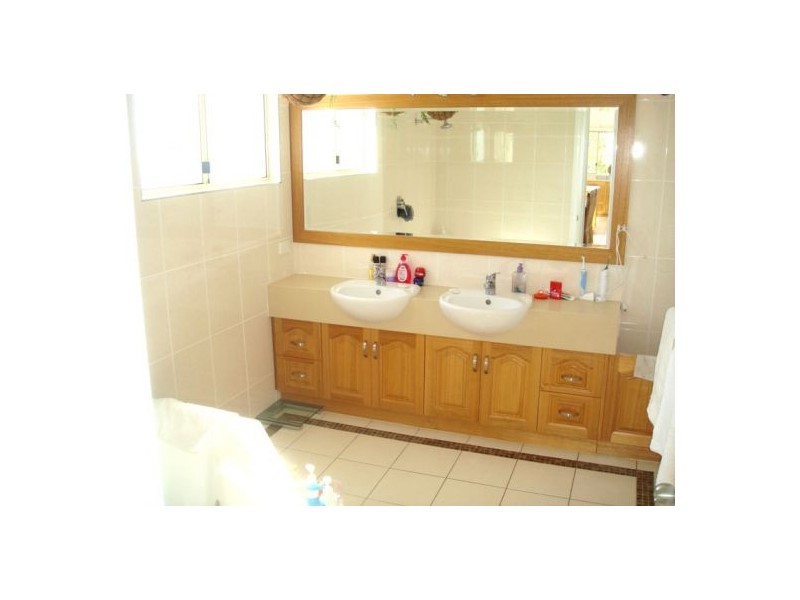 47 Wyuna Drive, Glastonbury QLD 4570