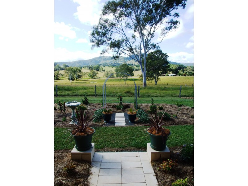 Mothar Mountain QLD 4570