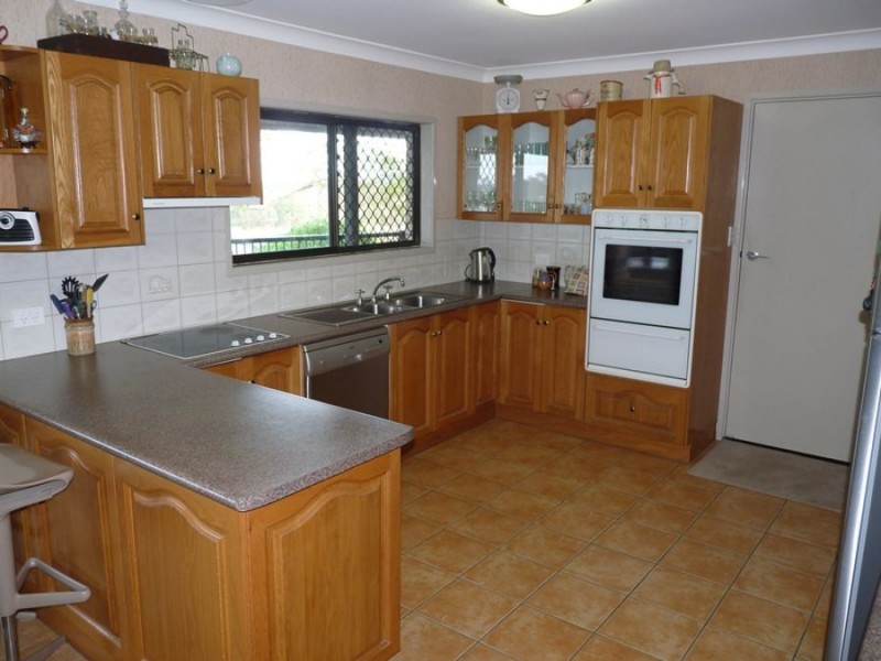 99 Sorensen Road, Southside QLD 4570