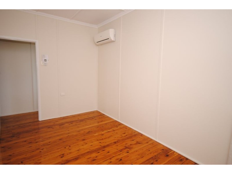 37 Canberra Avenue, Cooloola Cove QLD 4580