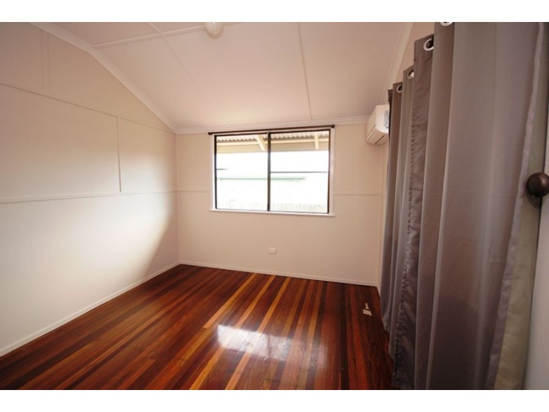 37 Canberra Avenue, Cooloola Cove QLD 4580