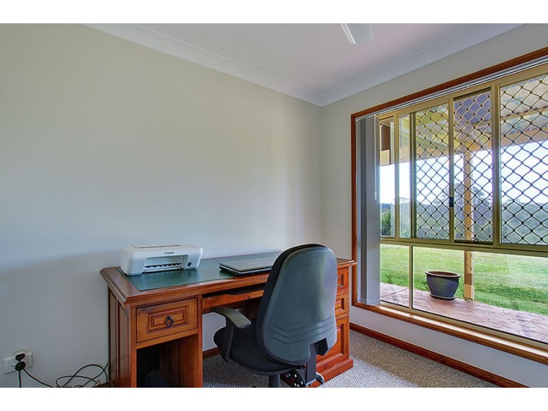 29 Gate Road, Canina QLD 4570