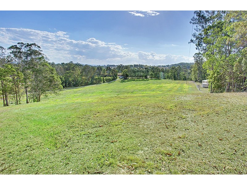 29 Gate Road, Canina QLD 4570