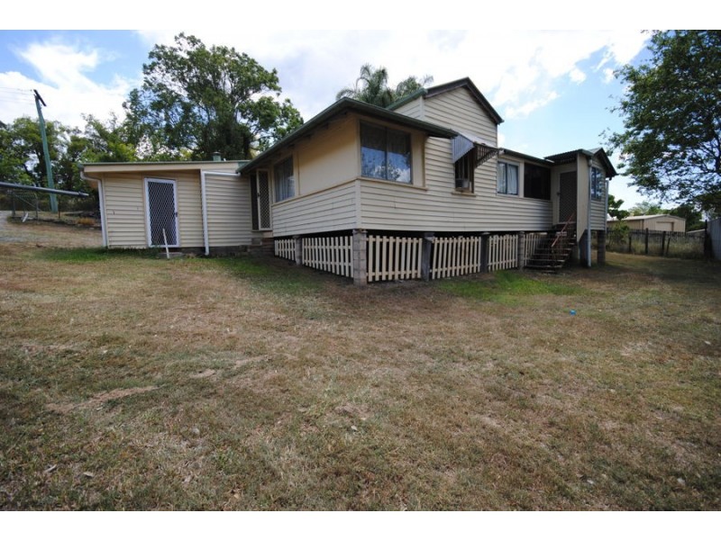 33 Fairview Road, Monkland QLD 4570
