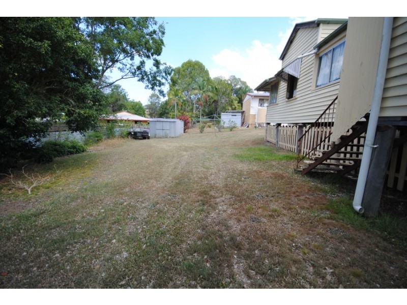33 Fairview Road, Monkland QLD 4570