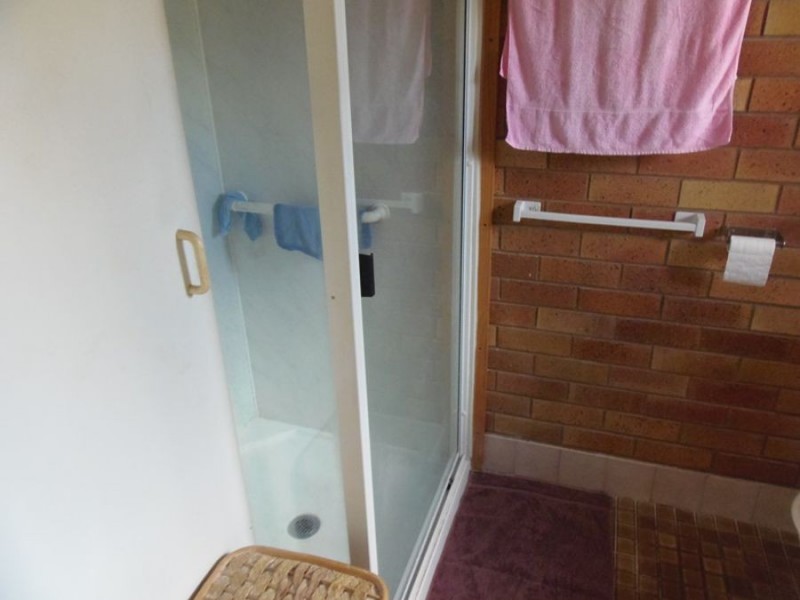 Unit 6 / 2 to 4 Leonard Street, Southside QLD 4570