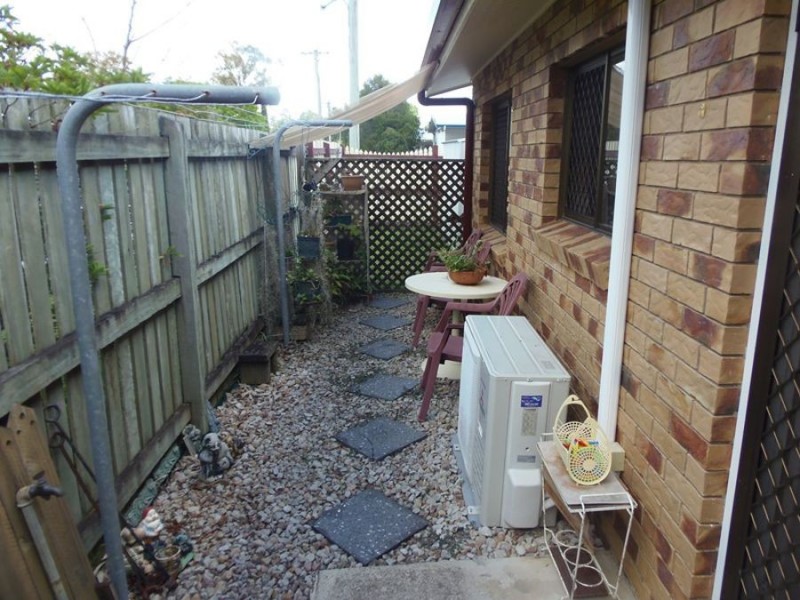 Unit 6 / 2 to 4 Leonard Street, Southside QLD 4570