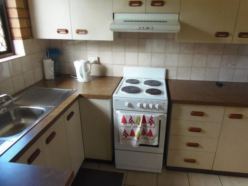 Unit 6 / 2 to 4 Leonard Street, Southside QLD 4570