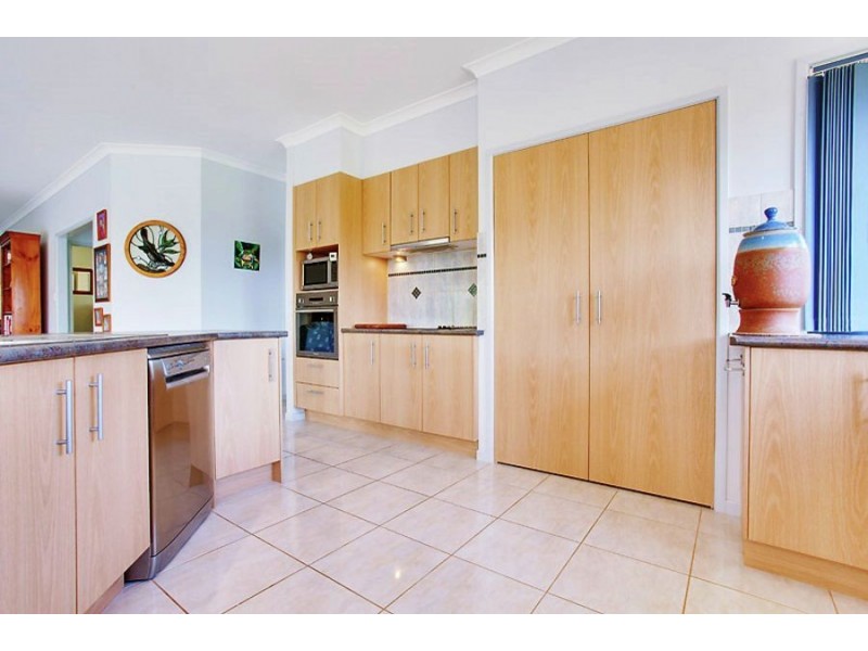 45 Erins Knob Road, Neerdie QLD 4570