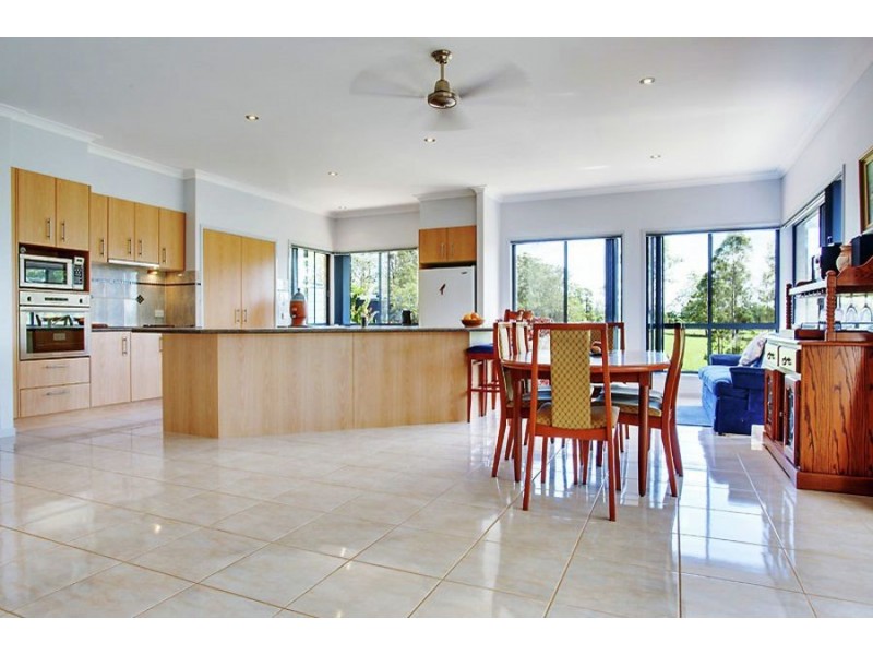 45 Erins Knob Road, Neerdie QLD 4570