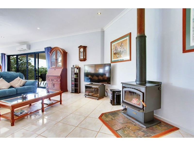 45 Erins Knob Road, Neerdie QLD 4570