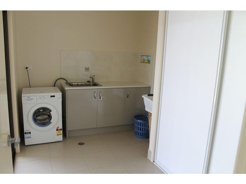 16 Jellick Road, The Palms QLD 4570