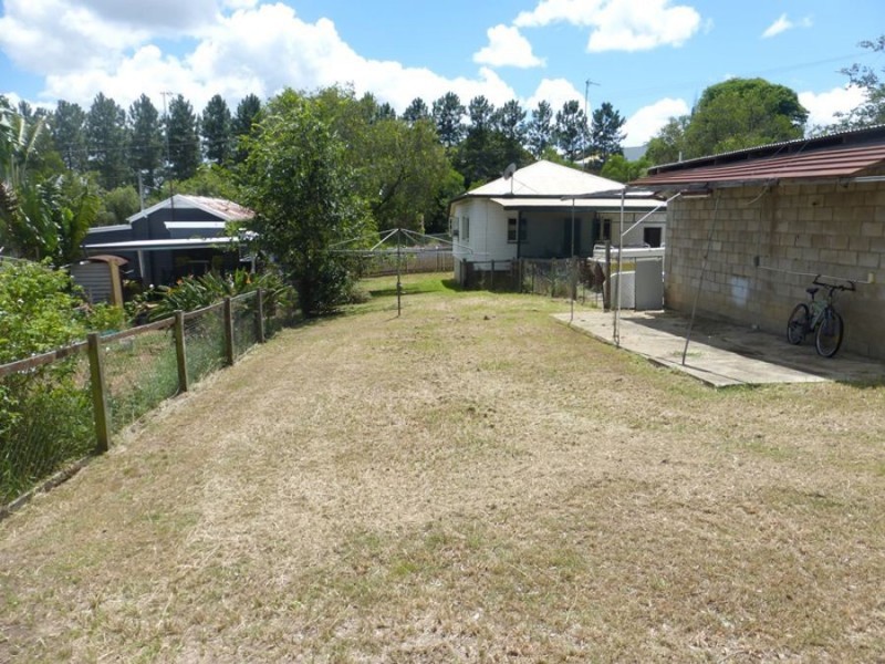 50 Chatsworth Road, Gympie QLD 4570