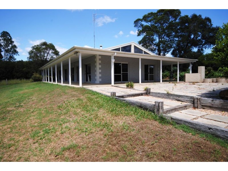 821 Kin Kin Road, Wolvi QLD 4570