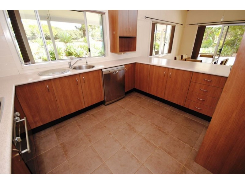 821 Kin Kin Road, Wolvi QLD 4570