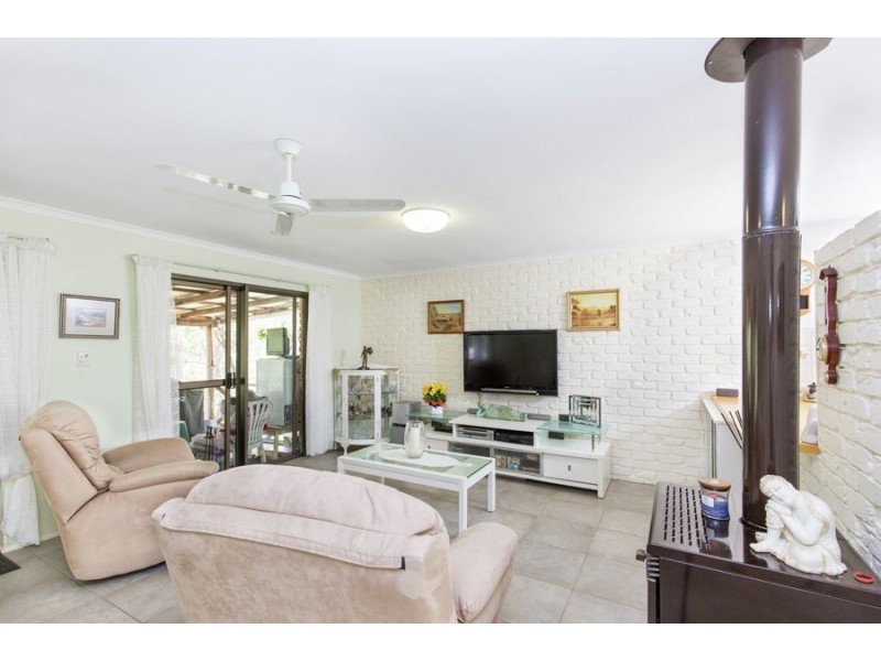 417 Cootharaba Road, Cootharaba QLD 4565
