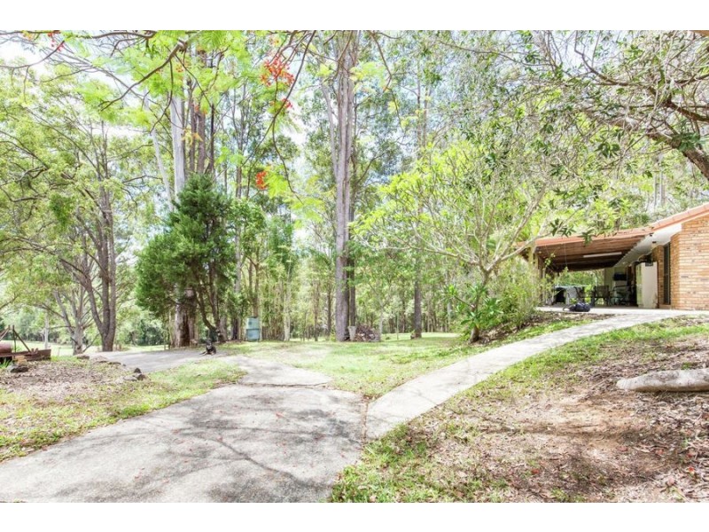 417 Cootharaba Road, Cootharaba QLD 4565