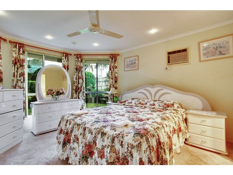 5 Willow Grove Road, Southside QLD 4570