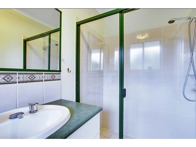 5 Willow Grove Road, Southside QLD 4570