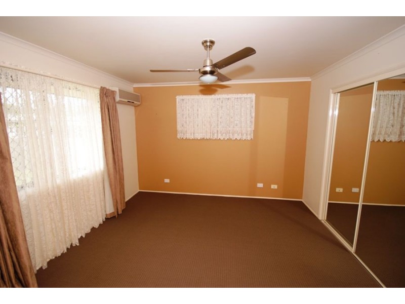 15 Castlereagh Court, Southside QLD 4570