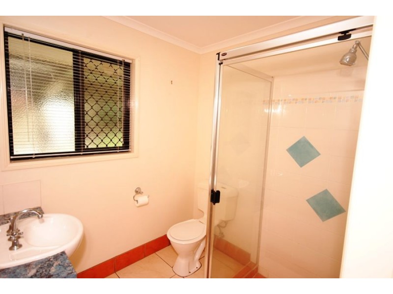 15 Castlereagh Court, Southside QLD 4570