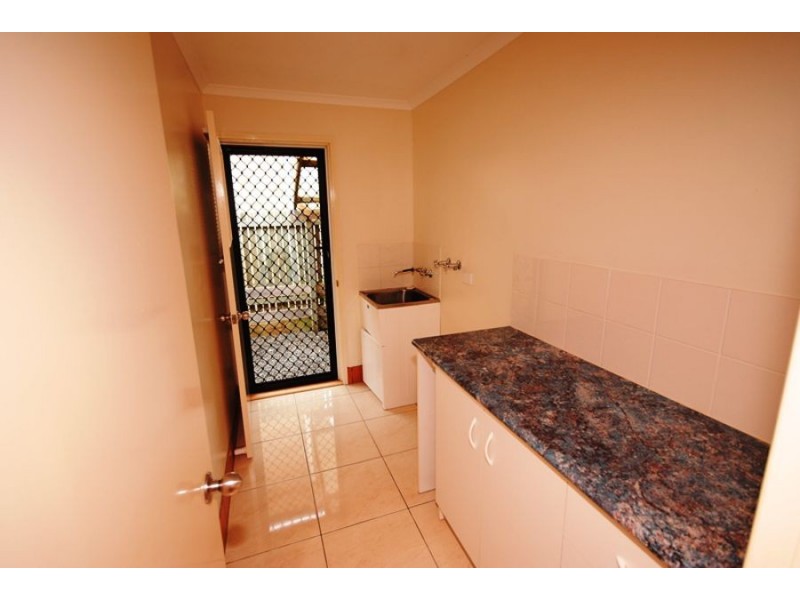 15 Castlereagh Court, Southside QLD 4570