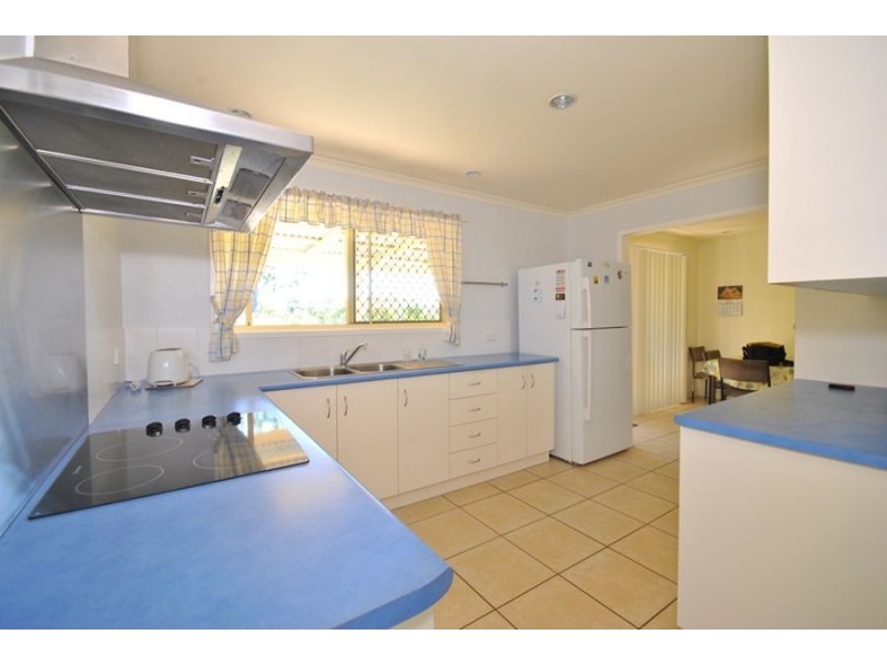 98 Anne Marie Road, Chatsworth QLD 4570