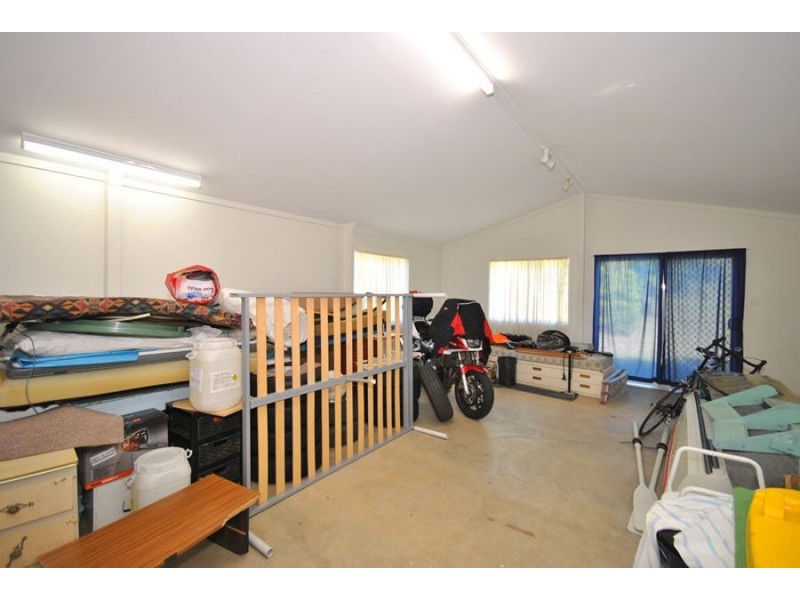 98 Anne Marie Road, Chatsworth QLD 4570