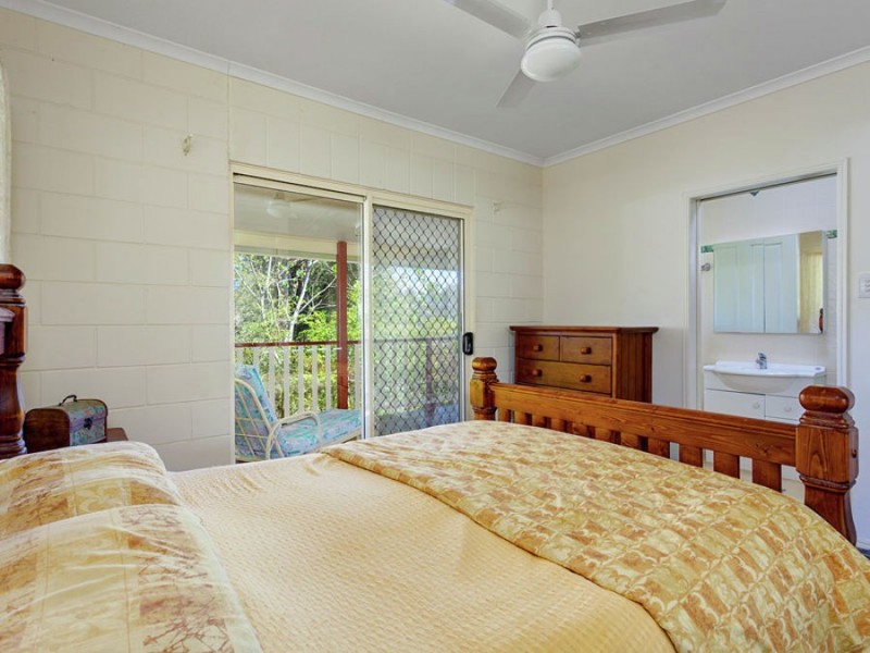 26 Plowman Road, Canina QLD 4570
