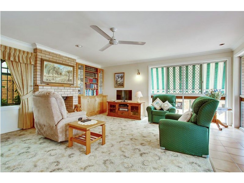 36 Sorensen Road, Southside QLD 4570