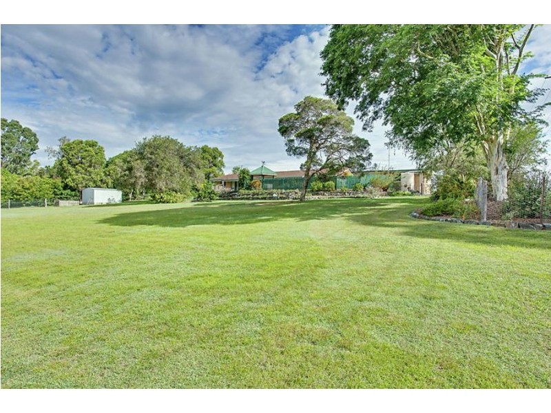 36 Sorensen Road, Southside QLD 4570