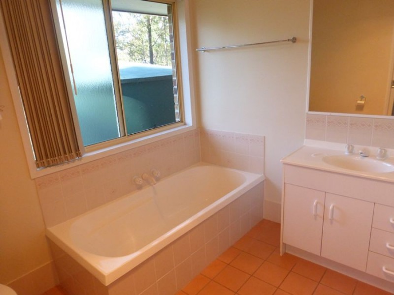 65 Belvedere Road, Veteran QLD 4570