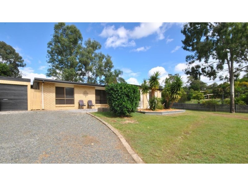 98 Stumm Rd, Southside QLD 4570