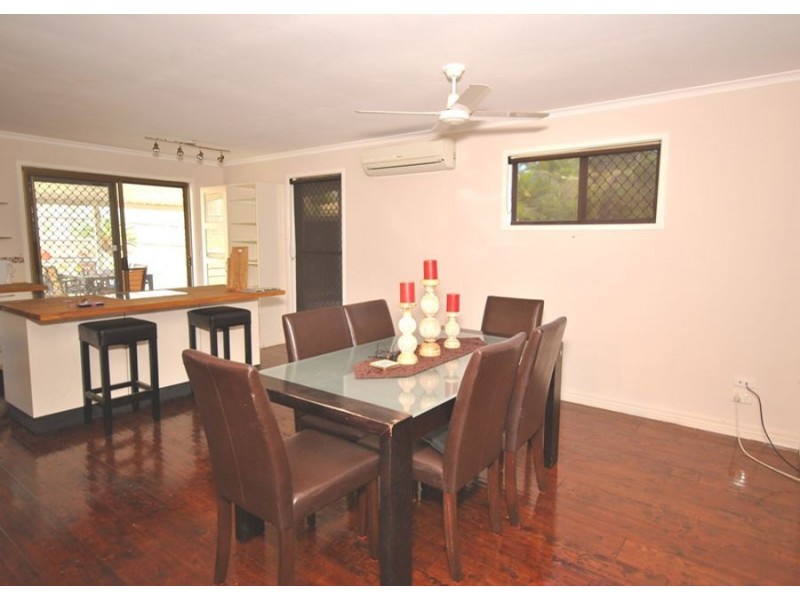 98 Stumm Rd, Southside QLD 4570