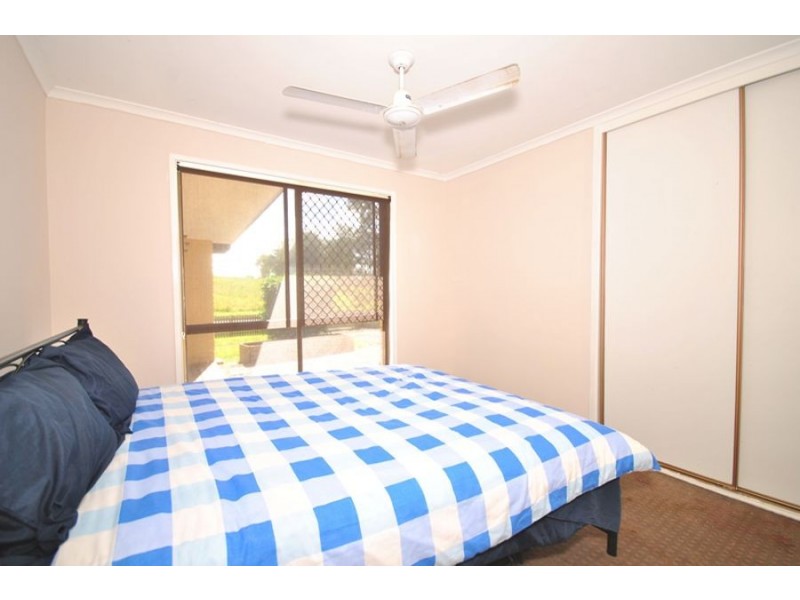 98 Stumm Rd, Southside QLD 4570