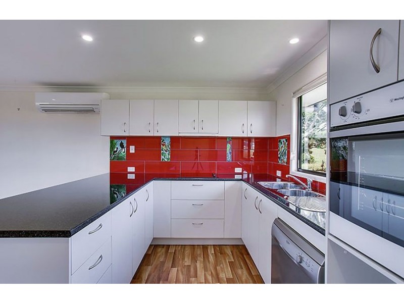 676 Bruce Highway, Chatsworth QLD 4570