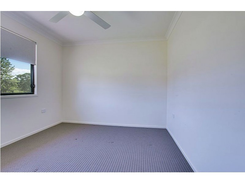 676 Bruce Highway, Chatsworth QLD 4570