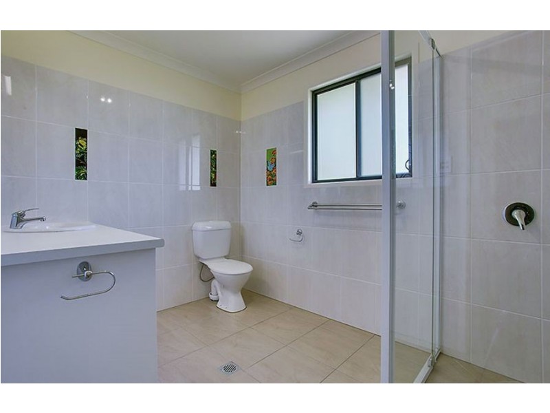 676 Bruce Highway, Chatsworth QLD 4570