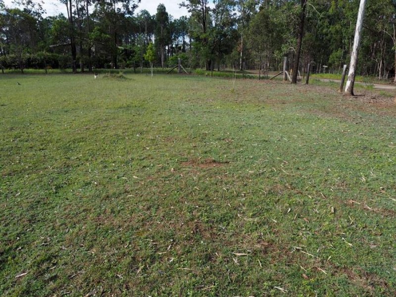 132 ArbortwentySeven Road, Glenwood QLD 4570