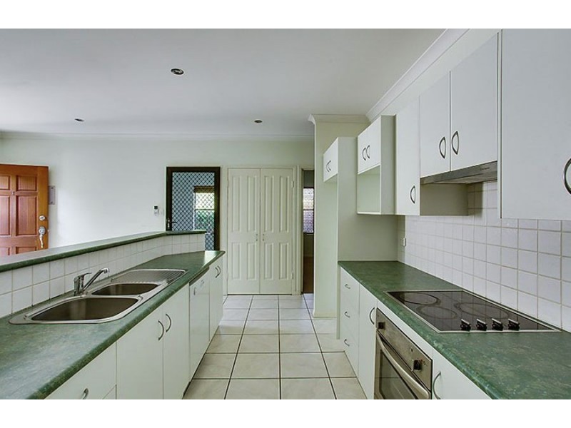Units 1 – 5, 1 Harington Avenue, Southside QLD 4570