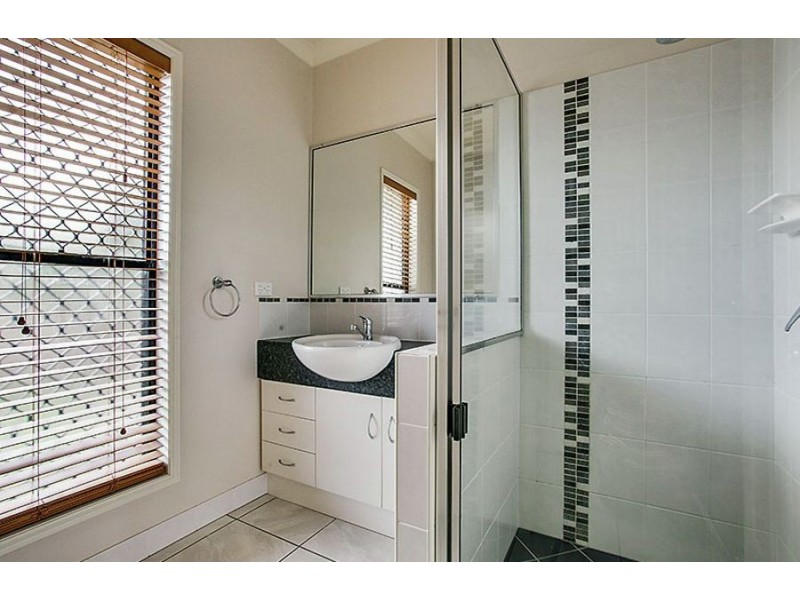 Units 1 – 5, 1 Harington Avenue, Southside QLD 4570