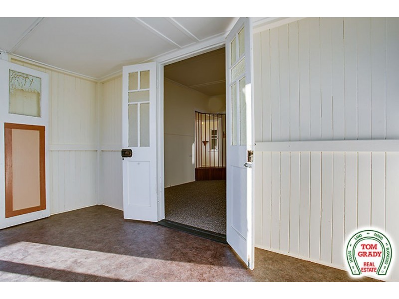 32 Noosa Road, Monkland QLD 4570