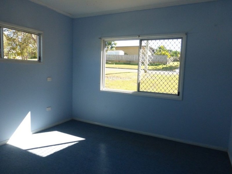 4 Loder Street, Southside QLD 4570